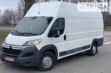 Вантажопасажирський фургон Citroen Jumper 2017 в 