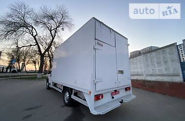 Вантажопасажирський фургон Citroen Jumper 2015 в 