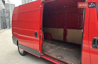 Грузовой фургон Citroen Jumper 2014 в 