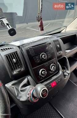 Грузопассажирский фургон Citroen Jumper 2013 в 