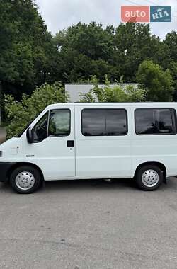 Микроавтобус Citroen Jumper 2000 в 