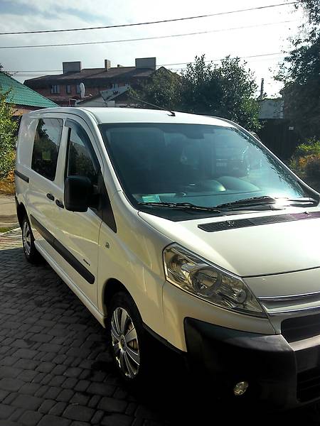 Минивэн Citroen Jumpy 2008 в 
