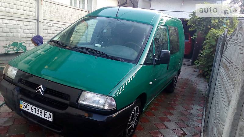 Грузопассажирский фургон Citroen Jumpy 2003 в Стрые