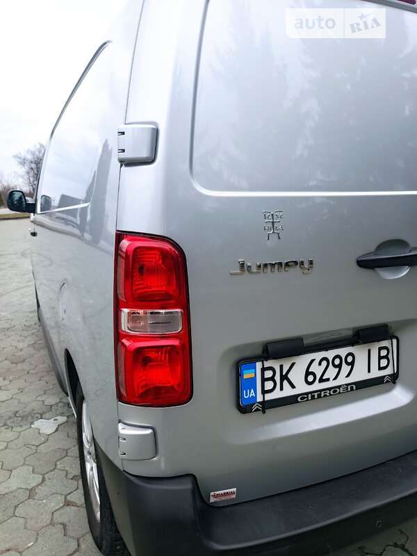 Грузовой фургон Citroen Jumpy 2018 в Дубно