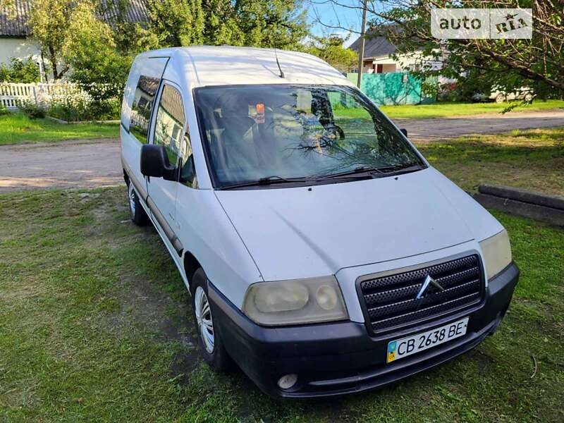 Грузопассажирский фургон Citroen Jumpy 2004 в Сновске