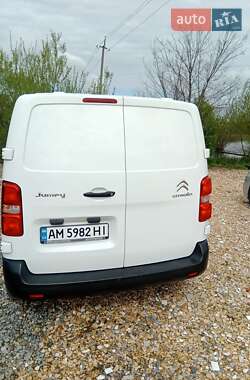 Грузовой фургон Citroen Jumpy 2017 в 