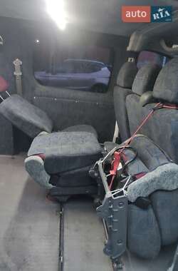 Вантажопасажирський фургон Citroen Jumpy 2010 в 