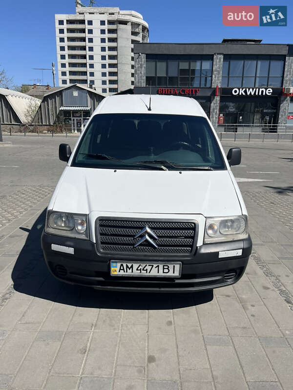 Минивэн Citroen Jumpy 2007 в 