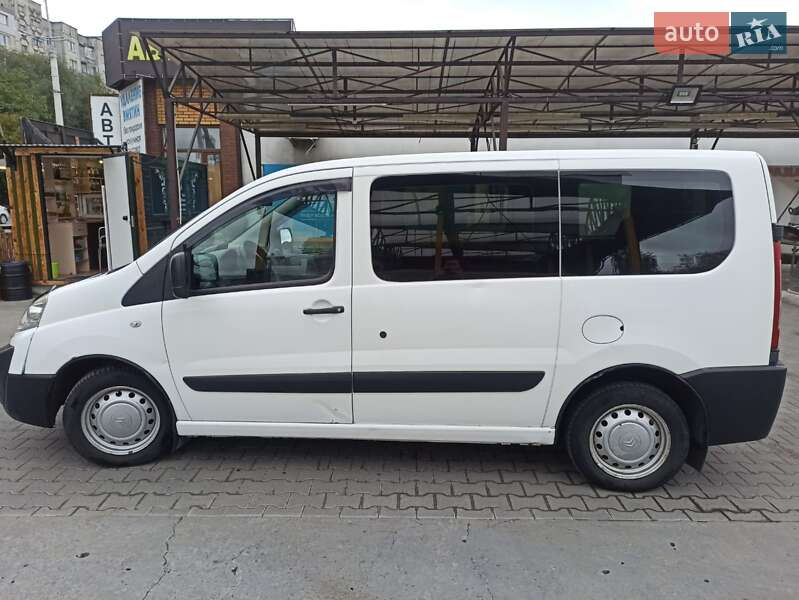 Минивэн Citroen Jumpy 2010 в Сатанове