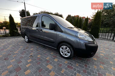 Минивэн Citroen Jumpy 2009 в 
