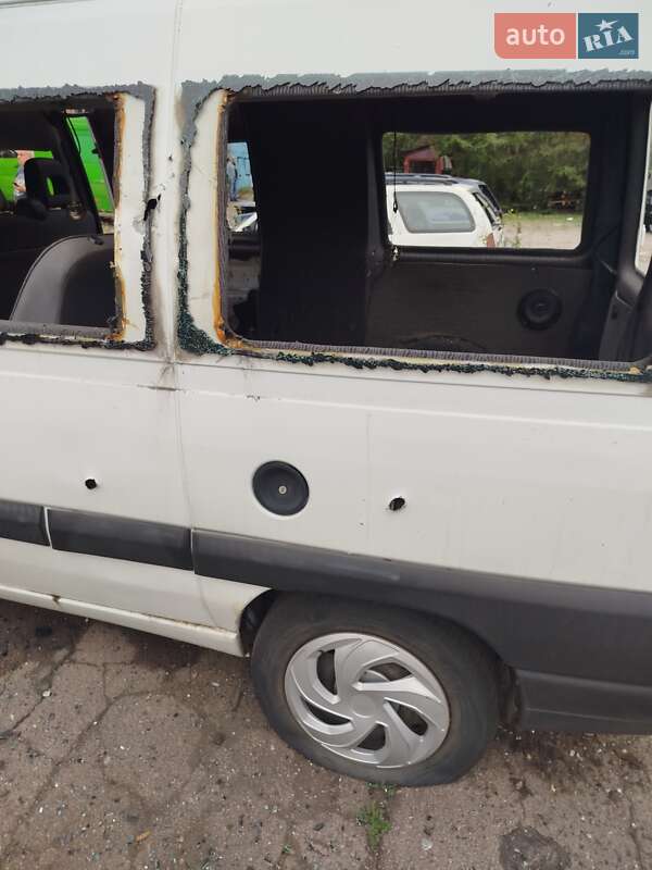 Минивэн Citroen Jumpy 2004 в 