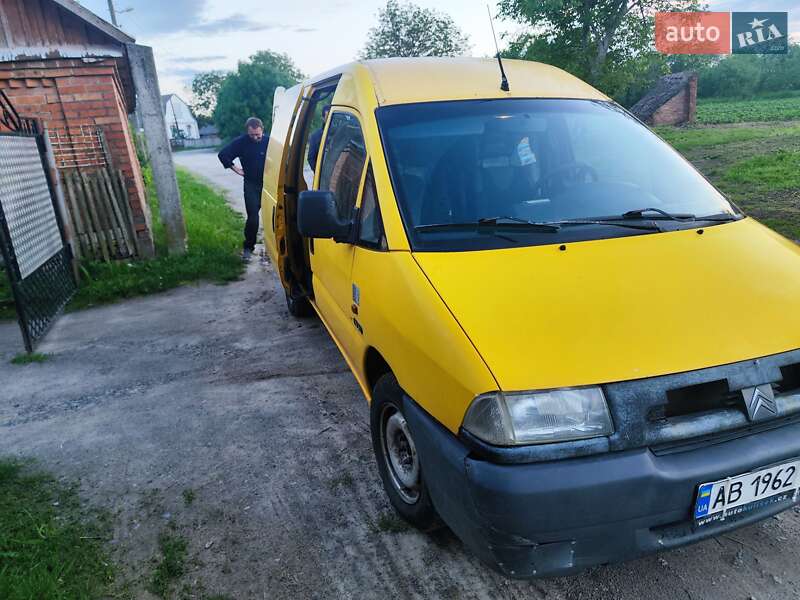 Вантажний фургон Citroen Jumpy 1999 в Вінниці