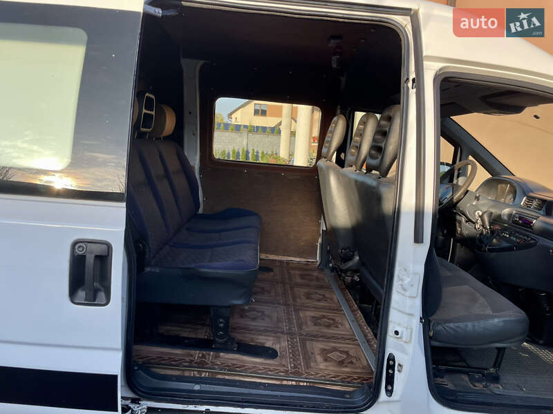 Вантажний фургон Citroen Jumpy 2001 в Рівному