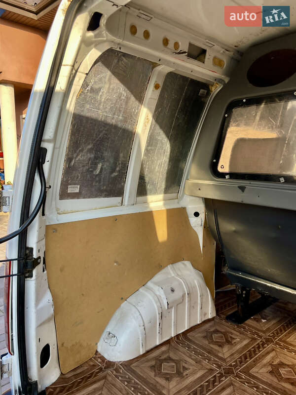 Вантажний фургон Citroen Jumpy 2001 в Рівному