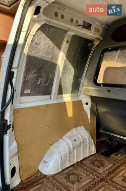 Вантажний фургон Citroen Jumpy 2001 в  фото 29 Вантажний фургон Citroen Jumpy 2001 в