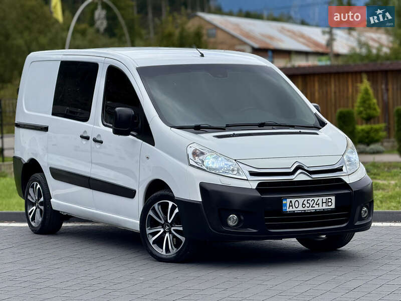Вантажний фургон Citroen Jumpy 2014 в Міжгір'ї