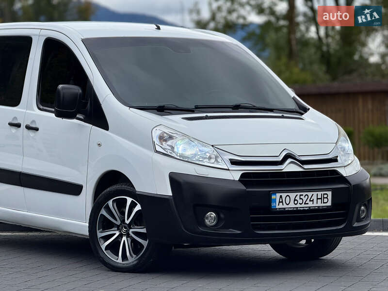 Вантажний фургон Citroen Jumpy 2014 в Міжгір'ї
