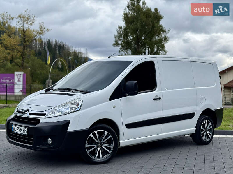 Вантажний фургон Citroen Jumpy 2014 в Міжгір'ї