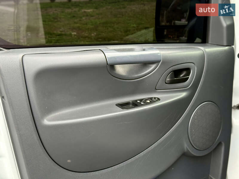 Вантажний фургон Citroen Jumpy 2014 в Міжгір'ї