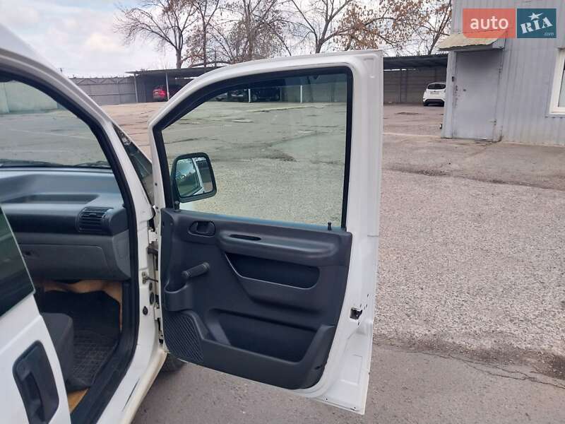 Мінівен Citroen Jumpy 2002 в Миколаєві фото 16 Мінівен Citroen Jumpy 2002 в Миколаєві
