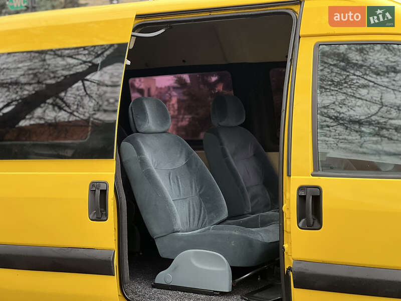 Минивэн Citroen Jumpy 2004 в Жовкве