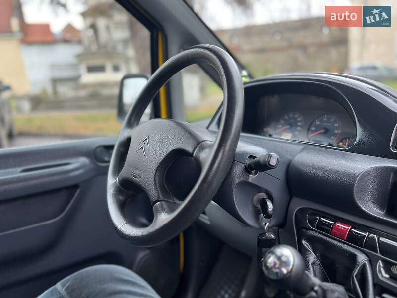 Минивэн Citroen Jumpy 2004 в Жовкве