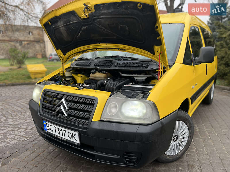 Минивэн Citroen Jumpy 2004 в Жовкве