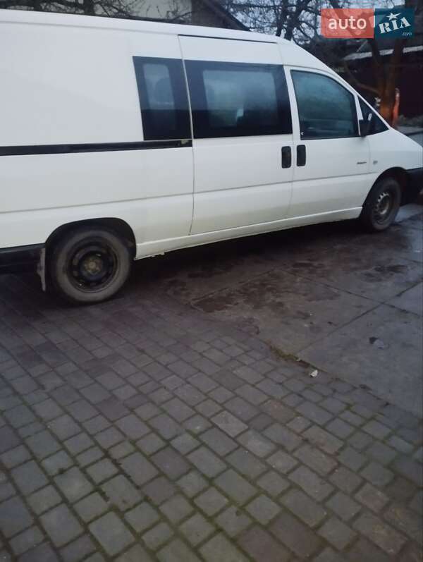 Минивэн Citroen Jumpy 2004 в Нововолынске