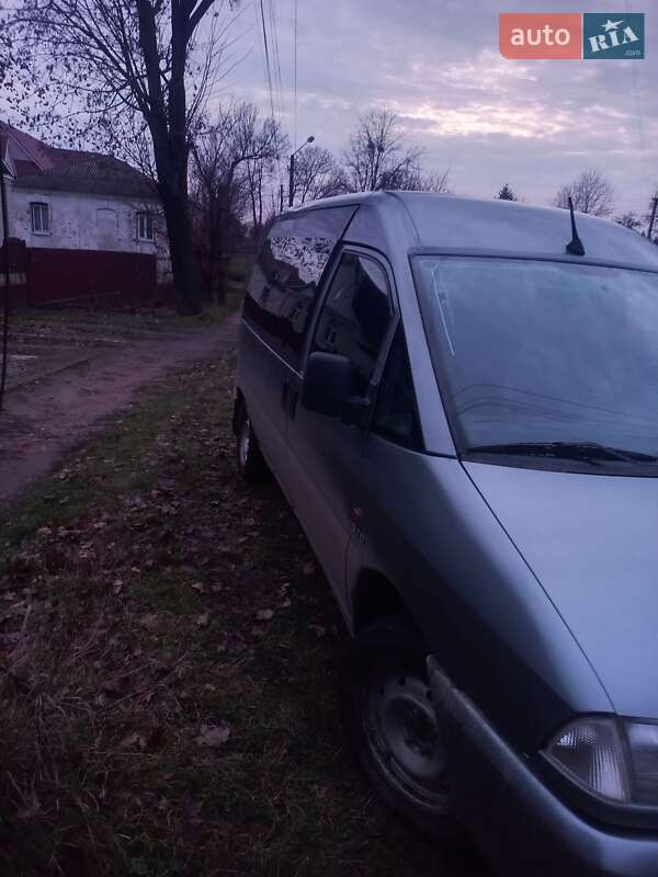 Минивэн Citroen Jumpy 2000 в Радомышле