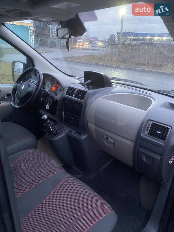 Минивэн Citroen Jumpy 2011 в Ровно фото 54 Минивэн Citroen Jumpy 2011 в Ровно