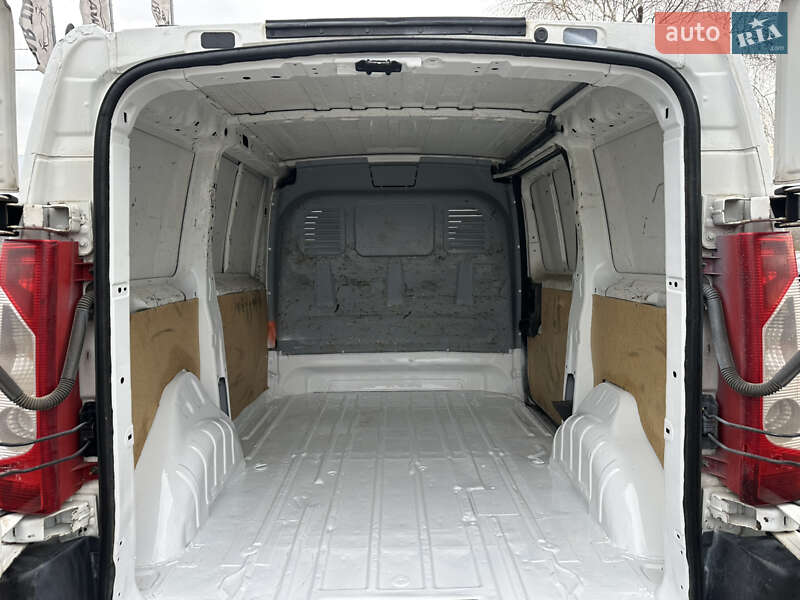 Грузовой фургон Citroen Jumpy 2015 в Хусте