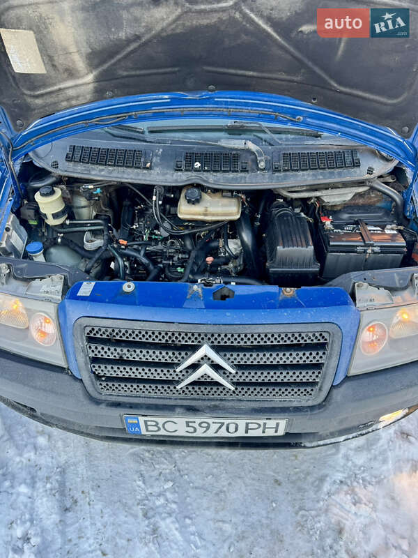 Вантажний фургон Citroen Jumpy 2006 в Львові