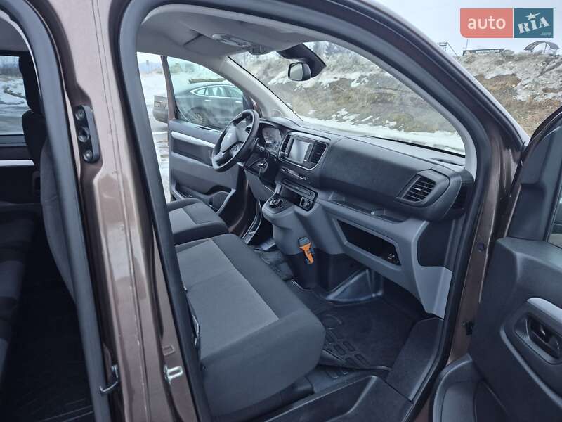 Мінівен Citroen Jumpy 2017 в Стрию