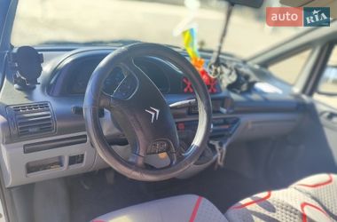 Минивэн Citroen Jumpy 2004 в Мамалыге
