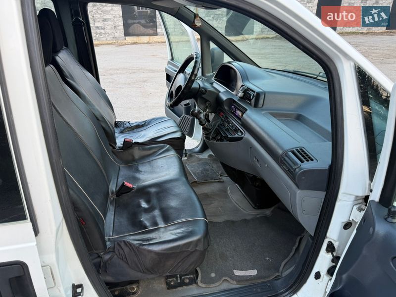 Минивэн Citroen Jumpy 2006 в Звягеле фото 21 Минивэн Citroen Jumpy 2006 в Звягеле