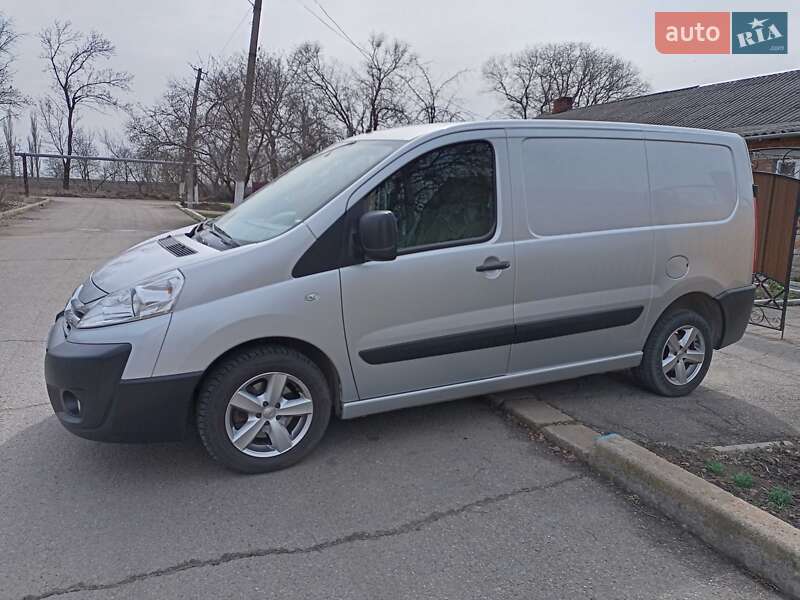 Грузовой фургон Citroen Jumpy 2015 в Первомайске