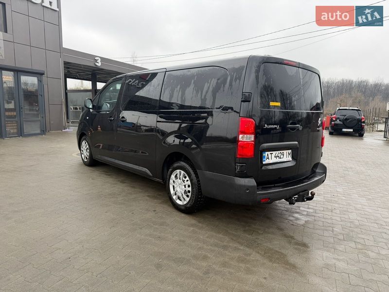 Вантажопасажирський фургон Citroen Jumpy 2016 в Калуші