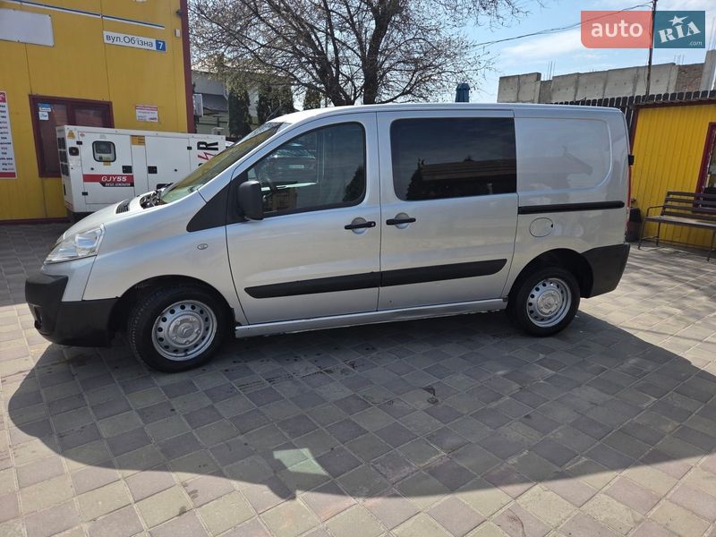 Грузопассажирский фургон Citroen Jumpy 2014 в Тернополе