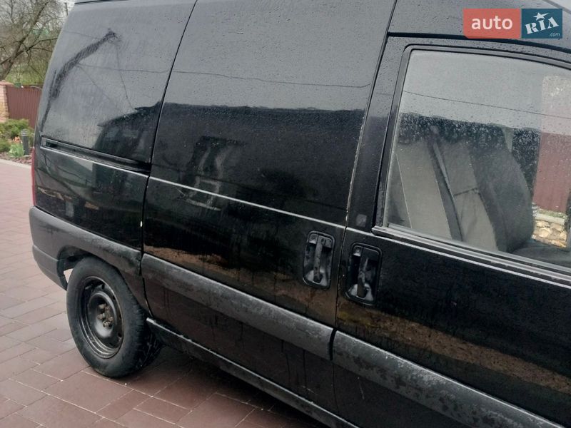Грузовой фургон Citroen Jumpy 2004 в Тернополе