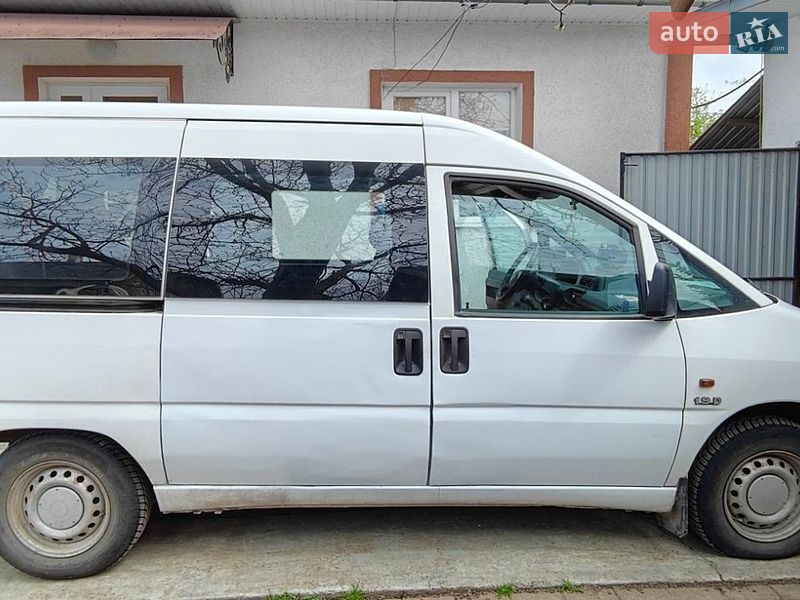 Минивэн Citroen Jumpy 2001 в Заставной фото 8 Минивэн Citroen Jumpy 2001 в Заставной