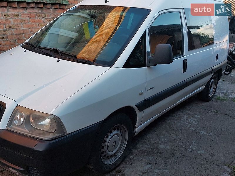 Мінівен Citroen Jumpy 2005 в Нововолинську