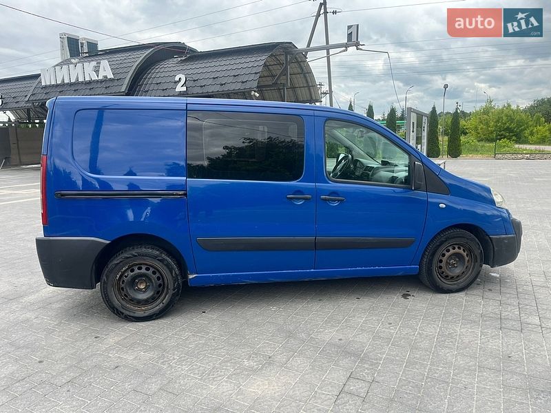 Грузовой фургон Citroen Jumpy 2009 в Почаеве