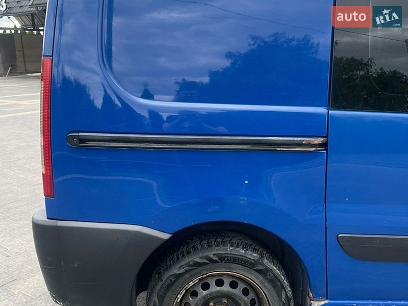 Грузовой фургон Citroen Jumpy 2009 в Почаеве