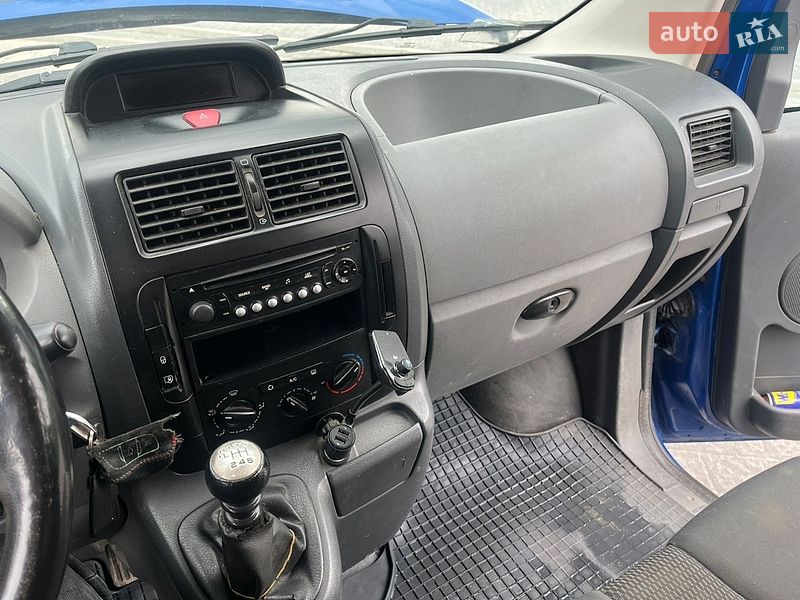 Грузовой фургон Citroen Jumpy 2009 в Почаеве