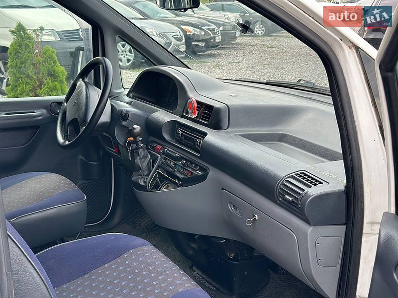 Грузопассажирский фургон Citroen Jumpy 2003 в Харькове