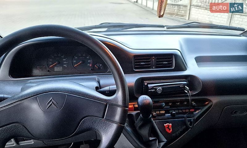 Вантажопасажирський фургон Citroen Jumpy 2002 в Дніпрі