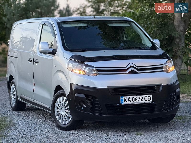 Вантажний фургон Citroen Jumpy 2016 в Дрогобичі