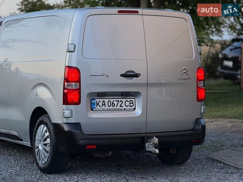 Вантажний фургон Citroen Jumpy 2016 в Дрогобичі