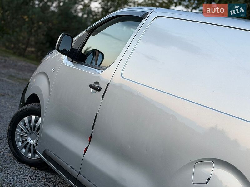Вантажний фургон Citroen Jumpy 2016 в Дрогобичі