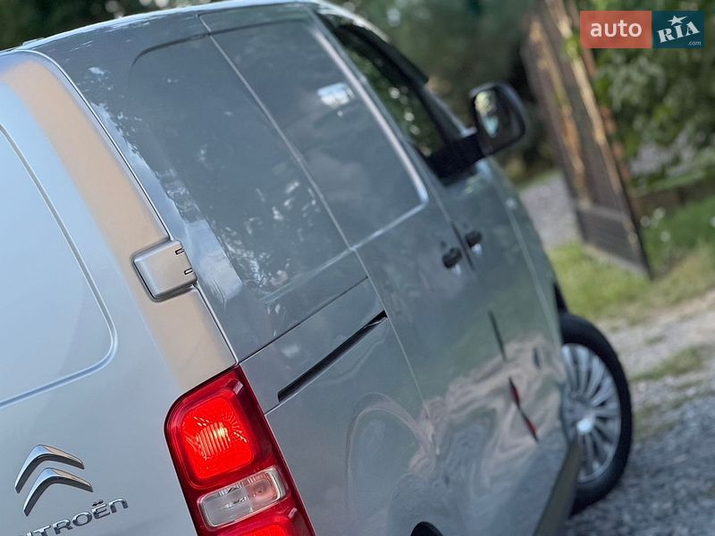 Вантажний фургон Citroen Jumpy 2016 в Дрогобичі